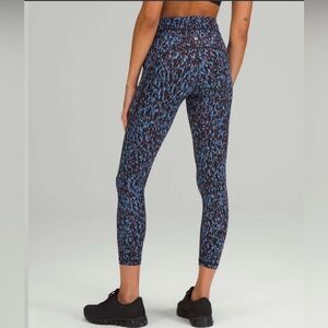 Lululemon Power Thru High-Rise Tight 25" Legging Leopard Camo Blue Nile Multi 4